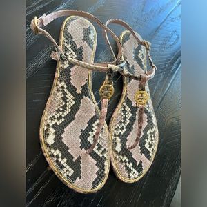 Pale pink and grey Tory Butch mini Miller sz 9.5